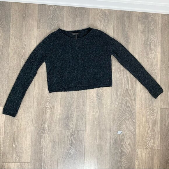 BCBG Women's Ida Sweater Cropped Wool Blend Pullover Fuzzy Black Size Small - Picture 2 of 13
